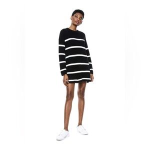ALICE + OLIVIA 
Lennie Mini Sweater Dress